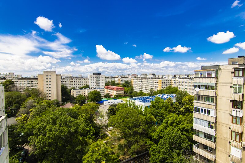 Drumul Taberei, Ghencea, Vladeasa, bloc 1982 reabilitat, terasa renovata,